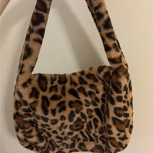 🎉 H&M Leopard Print Faux Fur Shoulder Bag